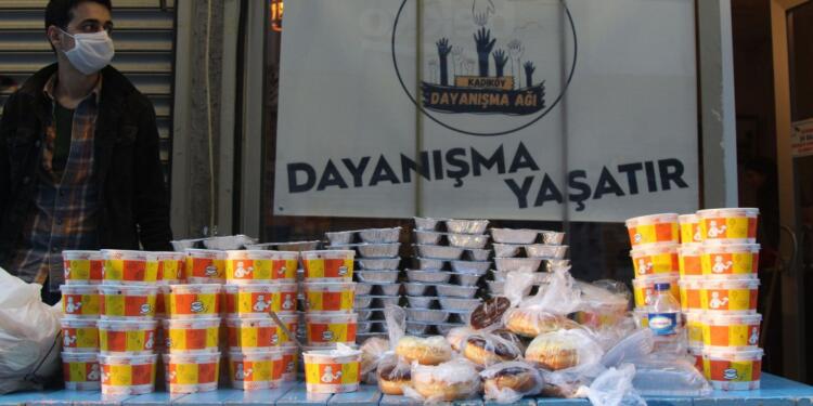 Toplum çaresiz değil, dayanışma kurtarır