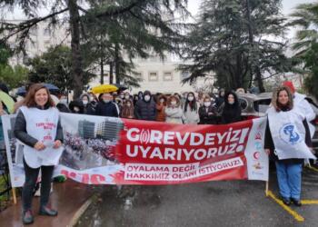 Sağlıkçılar Türkiye genelinde iş bıraktı: G(ö)rev günü
