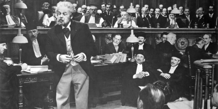 Dreyfus ve Zola: Gerçeğin gücü