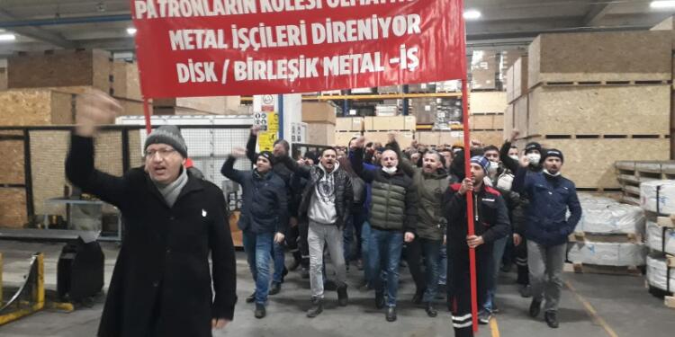 Metal işçileri 50 fabrikada iş bıraktı: MESS şaşırma, sabrımızı taşırma