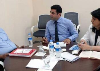 Komployu boşa çıkaran akıl