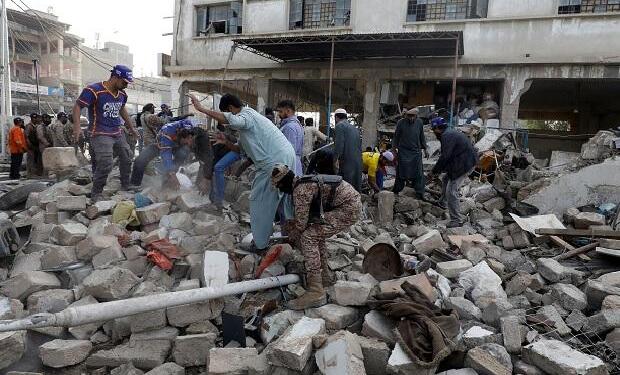 Pakistan’da patlama: 16 kişi yaşamını yitirdi