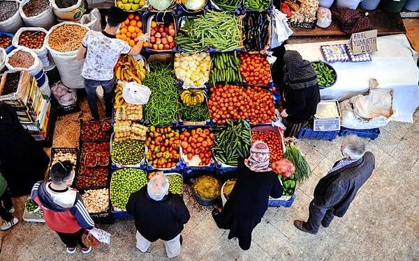 Kar yağışı sebze fiyatlarını vurdu