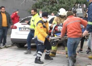 Metro inşaatında yüksekten düşen işçi ağır yaralandı
