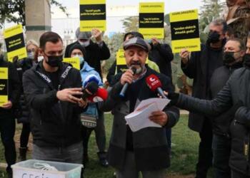 İzmir’de esnaf zamanlara karşı sokağa çıktı