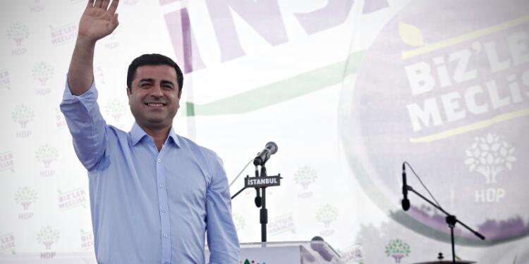 Demirtaş’tan HDP mitingine çağrı