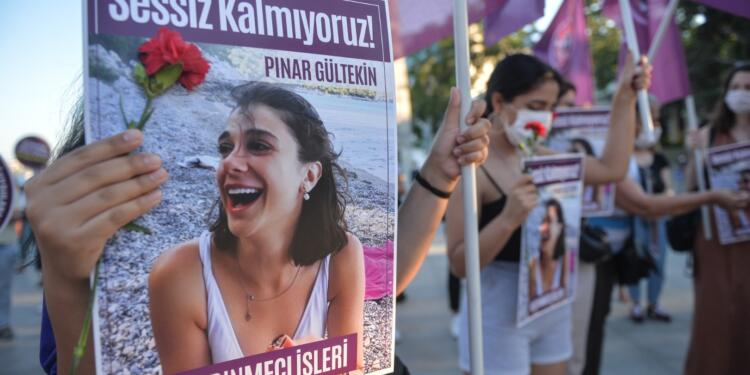 Adli tıp kanıtladı: Pınar canlıyken yakılarak katledilmiş!