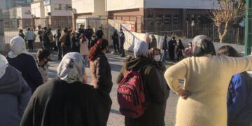 İzmir’de okul kantincisi istismar iddiasıyla tutuklandı