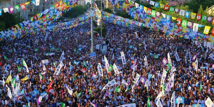 HDP’nin Diyarbakır mitingine ‘yoğun kar’ engeli