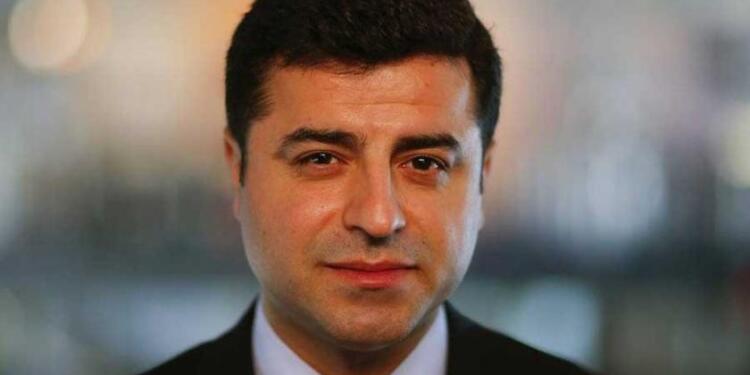 Demirtaş’tan öğrencilere anadilinizi seçin çağrısı