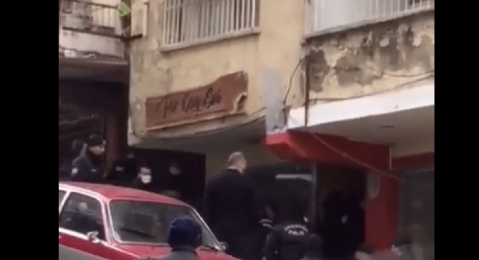 Müzik etkinliğine baskın: 30 gözaltı