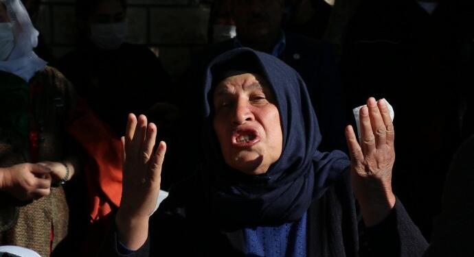 Bu bakışlarda ‘adalet’sizliğe sitem var