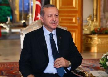 Erdoğan kendi kendine zam yaptı: Maaşı 100 bin 750 lira