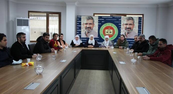 Diyarbakır ve Van’da Adalet Nöbeti: Verilen sözler tutulsun