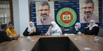 Adalet talebimize ses verin