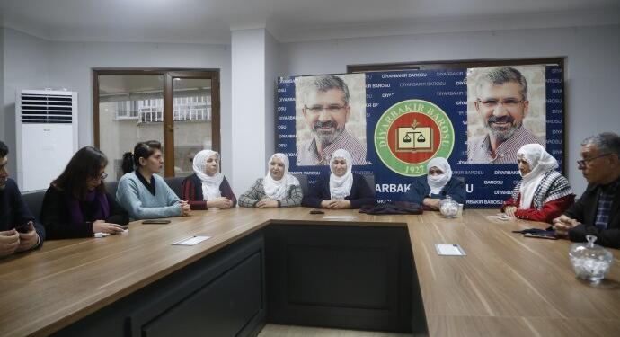 Diyarbakır ve Van’da Adalet Nöbeti: Tutuklu yakınları ziyaret etti