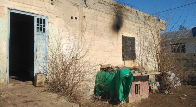 Biri engelli 3 çocuklu aile zor durumda: DEDAŞ elektriğini kesti