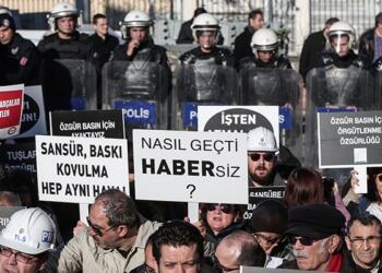 İnsan Hakları Derneği: Tutuklu bulunan gazeteciler serbest bırakılsın