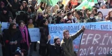 Rojava halkı Efrîn’e saldırıyı protesto etti
