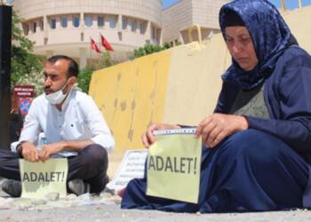 Şenyaşar ailesi: Katliamı yapanlar dışarda, mağdurlar adliye önünde