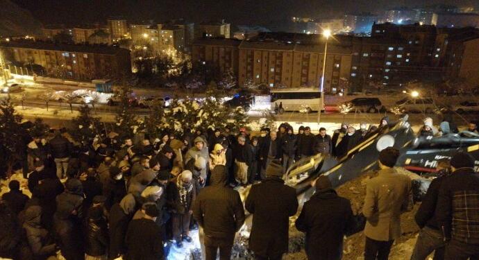 Turan’ın cenazesine zulüm: Cenaze aracı ve tabut verilmedi