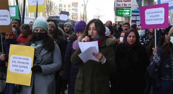 Van’da artan çocuk istismarları protesto edildi