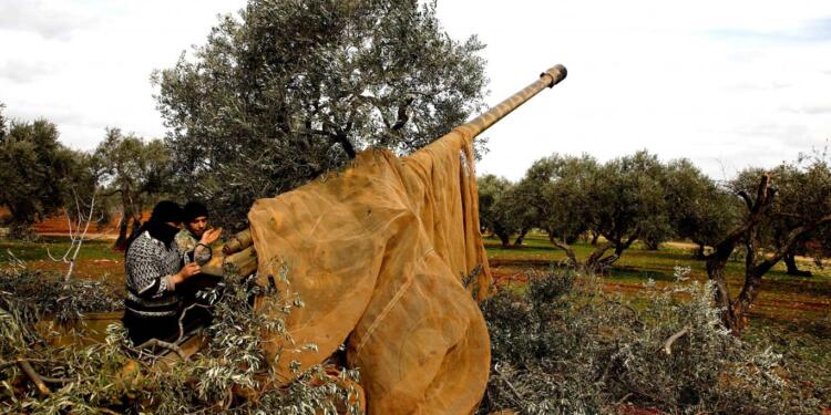 ‘İdlib’e saldırı sonrası su bidonunun fiyatı 100 TL’ye çıktı’