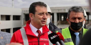 İmamoğlu: 19 saatlik mesaide 1 saatlik yemek molam konuşulur oldu