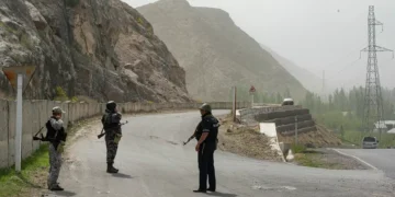 Kırgızistan-Tacikistan sınırında çatışma: 3 Tacikistan askeri yaralandı