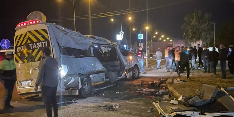 Mardin’de trafik kazası: 11 yaralı