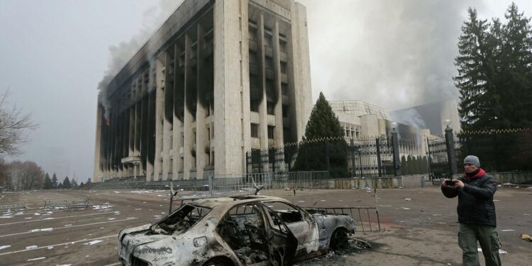 Kazakistan: THY tüm uçuşları askıya aldı