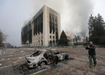 Kazakistan’da enerji bakanı görevden alındı