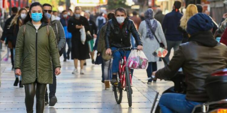 Koronavirüs: 166 kişi hayatını kaybetti, 71 bin 843 yeni vaka