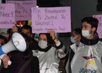 İzmir’de ‘anadil’ protestosu: Kürtçe müfredatta var, okullarda yok