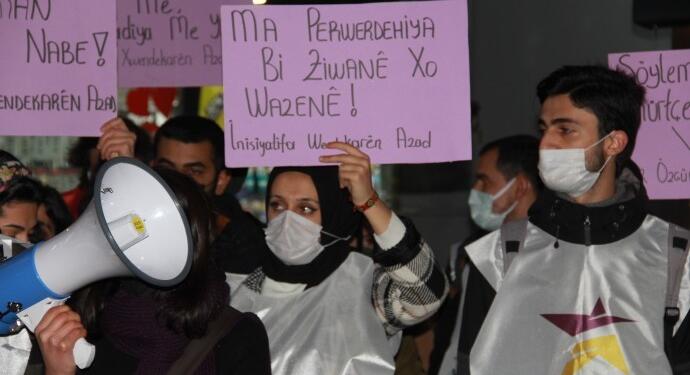 İzmir’de ‘anadil’ protestosu: Kürtçe müfredatta var, okullarda yok