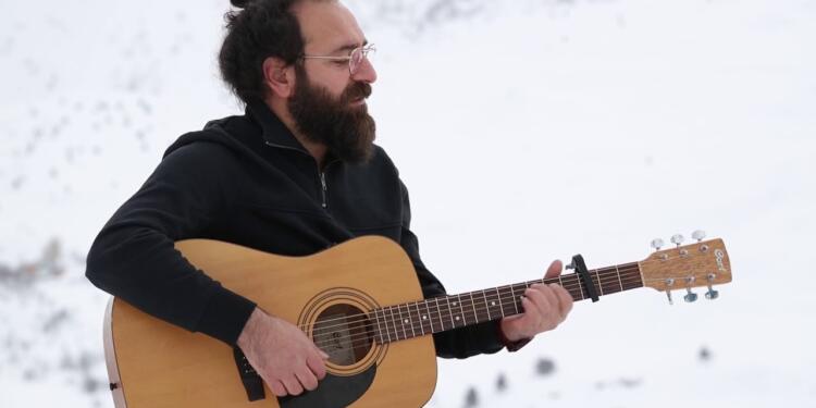 Erdoğan Emir’den yeni albüm: Bavok