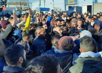 Ankara’da pazarcılar iş bıraktı: Komisyoncular her şeyi para ile veriyor