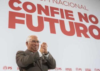 O secretário-geral do Partido Socialista (PS), António costa, durante o encerramento "Fórum Nacional Confie no Futuro", no Porto, 12 de dezembro de 2021. RICARDO CASTELO/LUSA