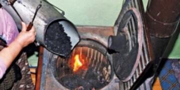 Gazdan zehirlen çift hayatını kaybetti