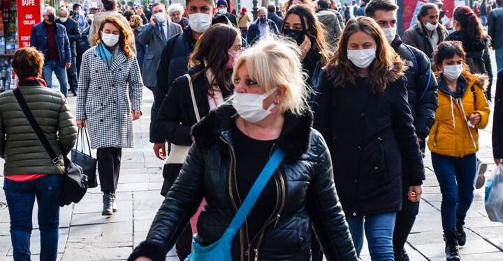 Koronavirüs: 143 kişi hayatını kaybetti, 66 bin 467 yeni vaka