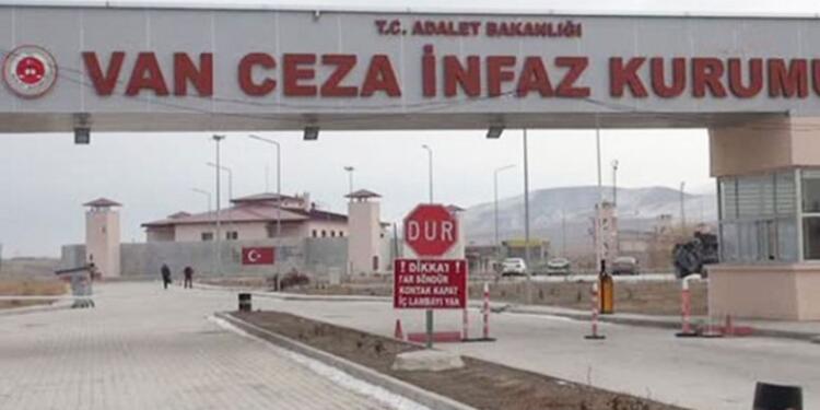 Tek kişilik hücrede tutulan 70 yaşındaki tutuklu yaşamını yitirdi