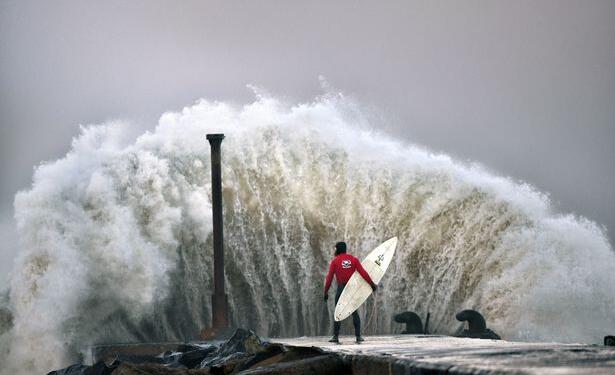 Brezilya’da sel, Avrupa’da fırtına: Can kayıpları arttı