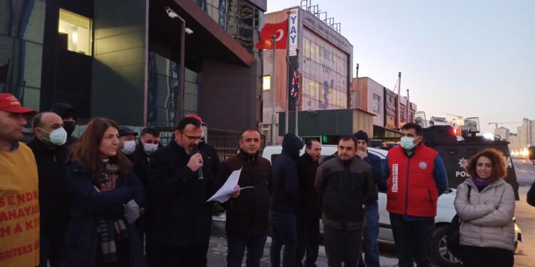 Aushra Çorap işçileri hakları için eylemde