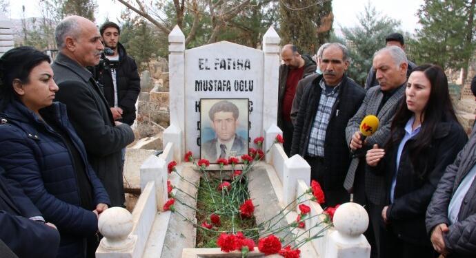 Gazeteci Kemal Kılıç mezarı başında anıldı