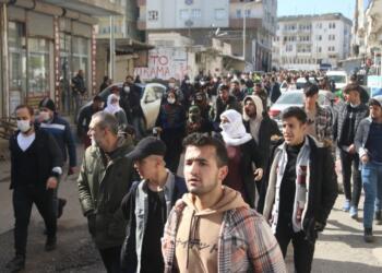 Şırnak’ta yüzlerce kişi eylemde: Soyguna hayır