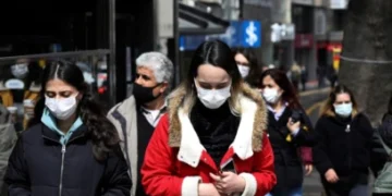 Koronavirüs: 213 kişi hayatını kaybetti, 64 bin 275 yeni vaka