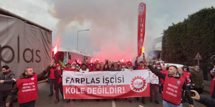 Farplas işçileri 25 gündür direniyor: Türk-İş patronun yanında
