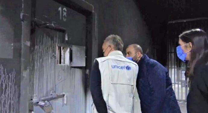 UNICEF Sinaa Cezaevi’ne ziyarette bulundu