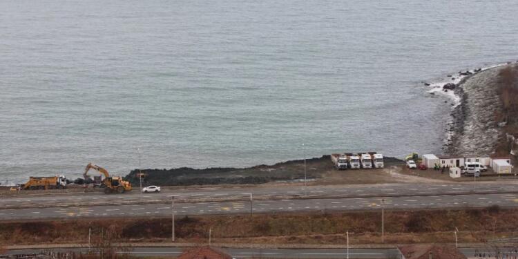 Rize’de deniz dolgusuna hastane!