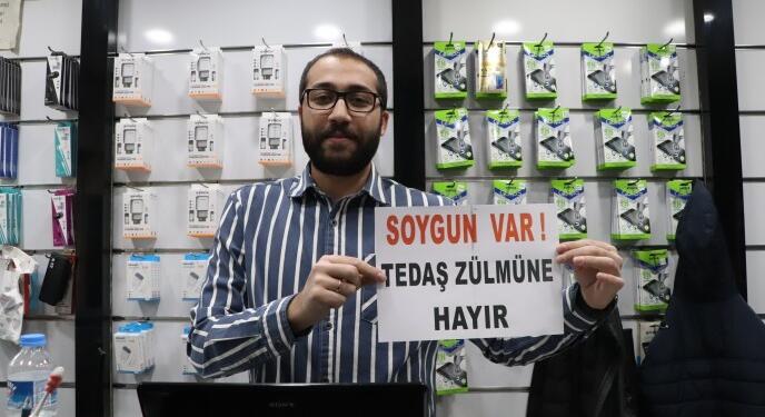 Diyarbakır’da esnaf faturalara karışı ‘soygun var’ yazısı astı
